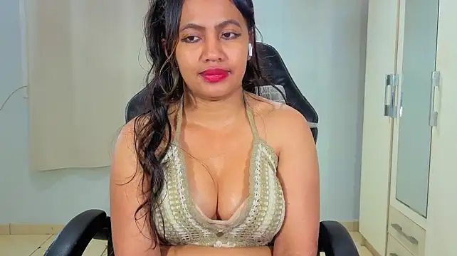 FannyXhot Chat XXX in diretta