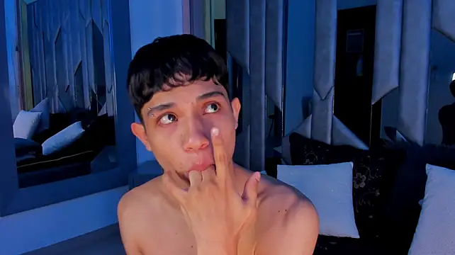 Sebax_Young Chat XXX in diretta