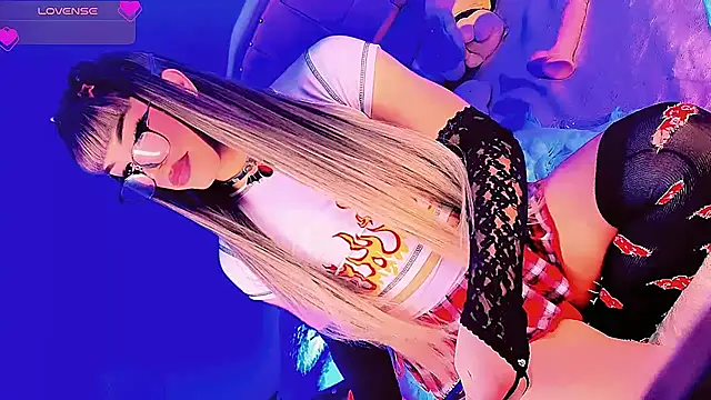 Shiaki_04 Chat XXX live