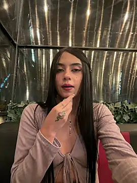 Chat +18 de LilacNoir ao vivo