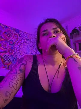 Chatroom XXX en direct de Amarantha_666