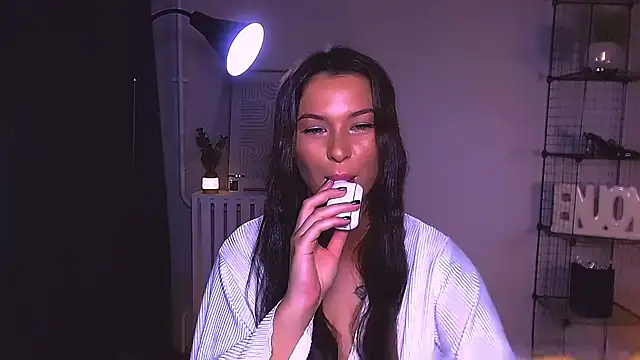 Chat +18 de AlexaSven ao vivo