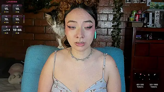 Chat +18 de Annycolin_ ao vivo