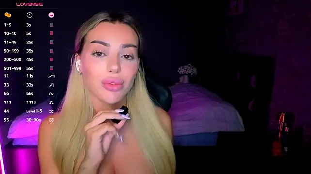 عرض كام Ayla__Demir