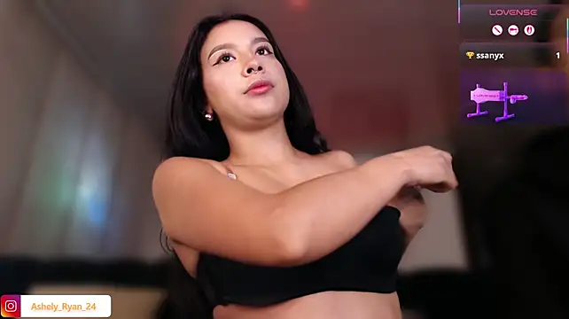 Živý XXX chat ashely_ryan24