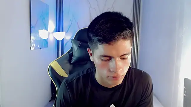 Chat +18 de Ascii_one ao vivo