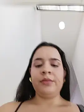 Chat XXX ao vivo de Julieth_hot-69