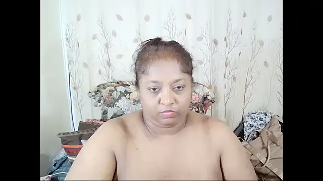 Indiantasha লাইভ XXX চ্যাট