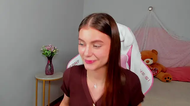 EricaFoxes Adlı Modelin Canlı XXX Sohbeti