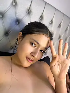 amara_huxly Chat XXX in diretta