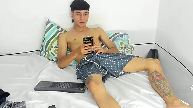 nick_damon1 Show Webcam