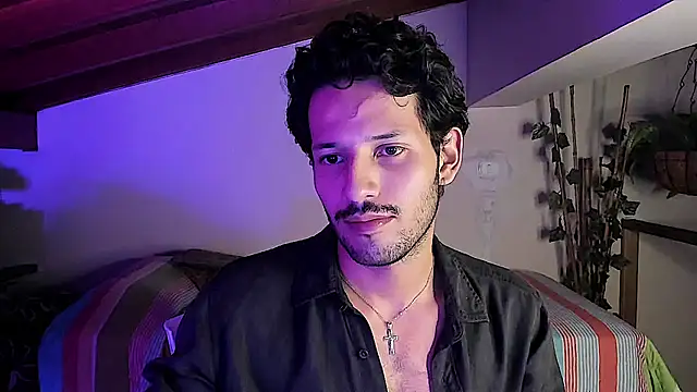 Nicholasrodrii's Live XXX Chat