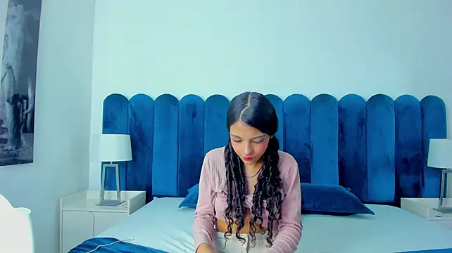 Chat XXX en directo de MiaLauren_