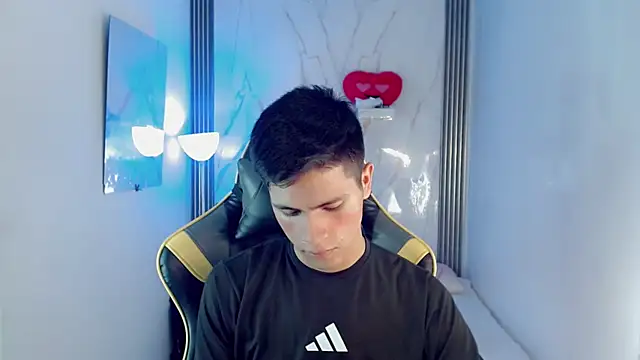 XXX chat uživo modela Ascii_one