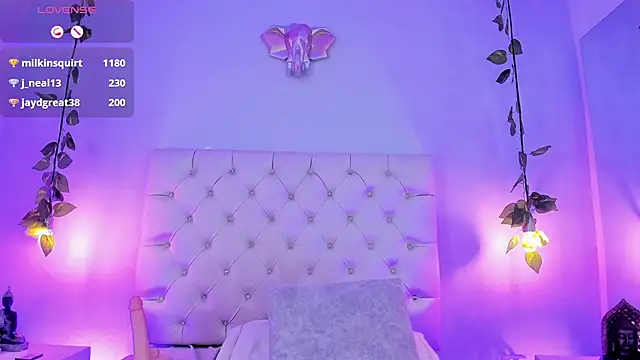 Lissmoonx_ XXX чат на живо