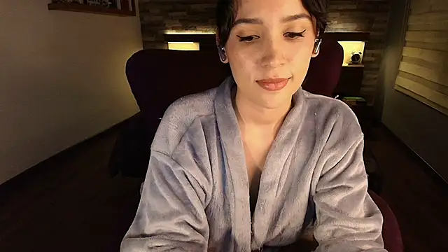צ'אט XXX בשידור חי של alicewilloww