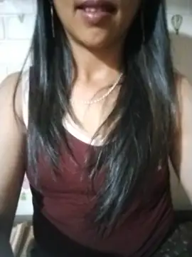 Chat +18 de Helen-nn ao vivo