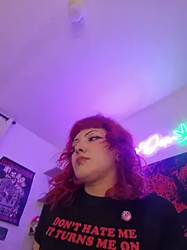 Chat XXX en directo de Sarah-Stoner