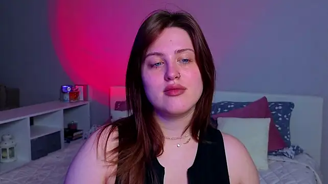 Sassy_Talkin_ Adlı Modelin Canlı XXX Sohbeti