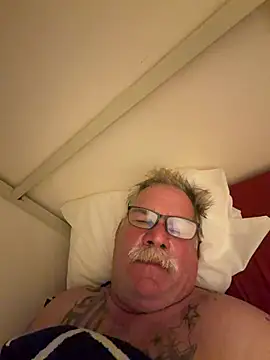 Caesar_Baxter Live XXX Chat