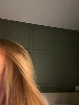 Chat +18 de curchez_ ao vivo