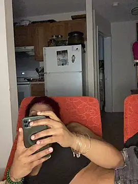 Xzotiq's Live XXX Chat