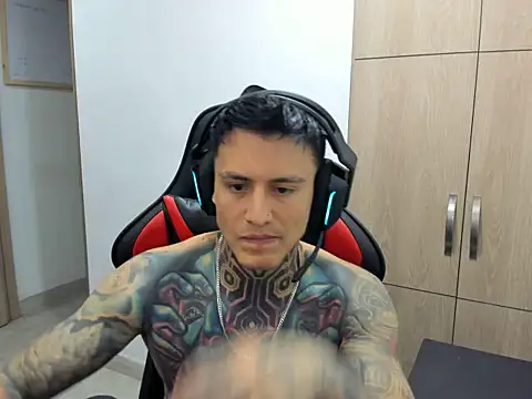 Chrissblack Show Webcam