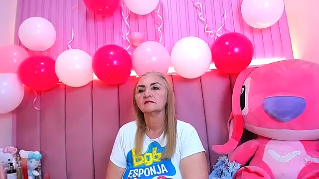 queenstarhy Chat XXX live