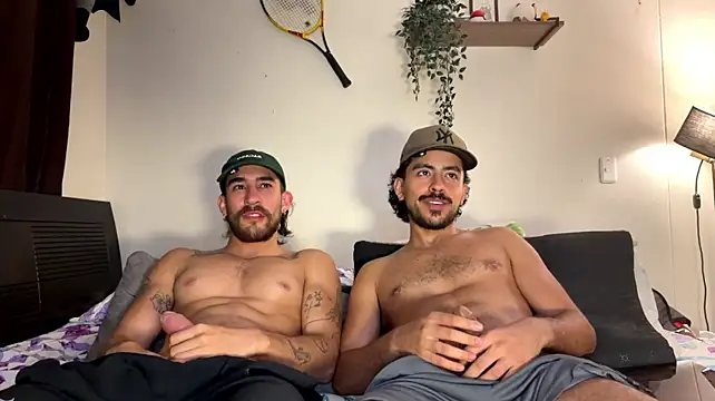 Aaron_wheel: απευθείας συνομιλία ΧΧΧ