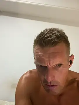 Goldmedall Show in webcam