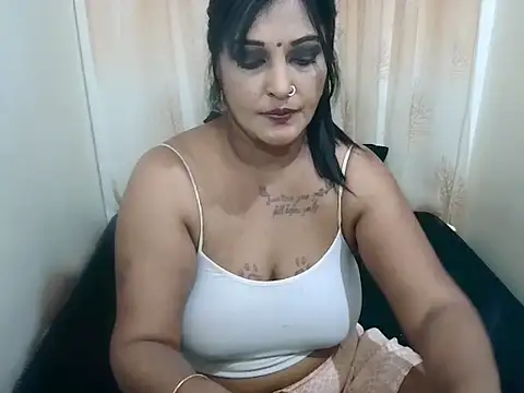 Indian_diamond – Live XXX-chat