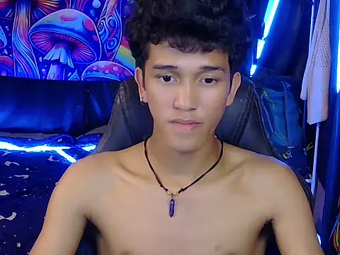 โชว์เว็บแคมของ hugekenbigcock