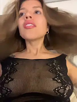 GabrielaS_ Adlı Modelin Canlı XXX Sohbeti