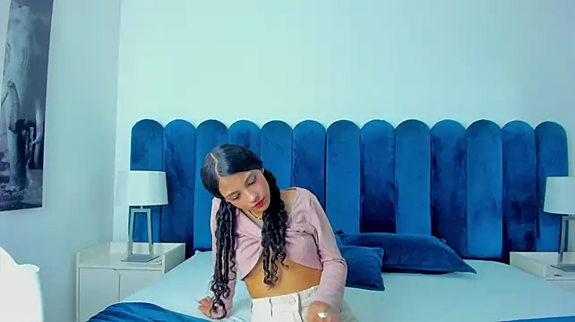 Chat +18 de MiaLauren_ ao vivo