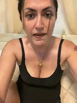 عرض  كام YourQueen18