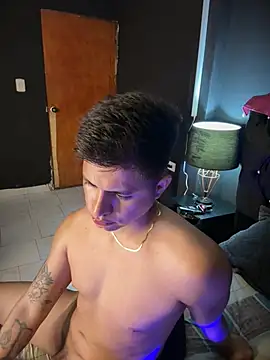 Chat XXX en directo de Niicky1_