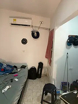 bigdick211292 Adlı Modelin Canlı XXX Sohbeti