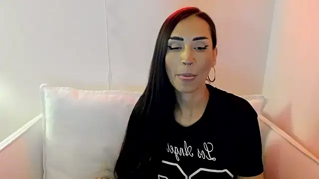 ExotiqueFlower – Naživo XXX chat