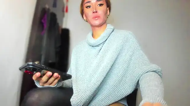 MistressNextDoor_n Live XXX chat