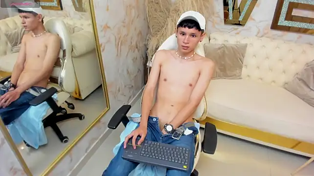 Tiger_skinny Chat XXX live