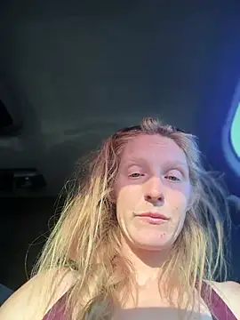 Živý XXX chat GoldenFlameGoddess