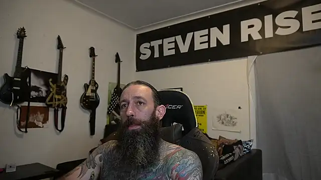 הופעת וובקאם של StevenRiseNYC