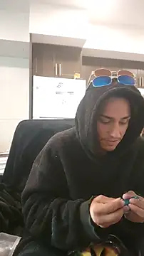 ZeldaSneakyLink live XXX chat