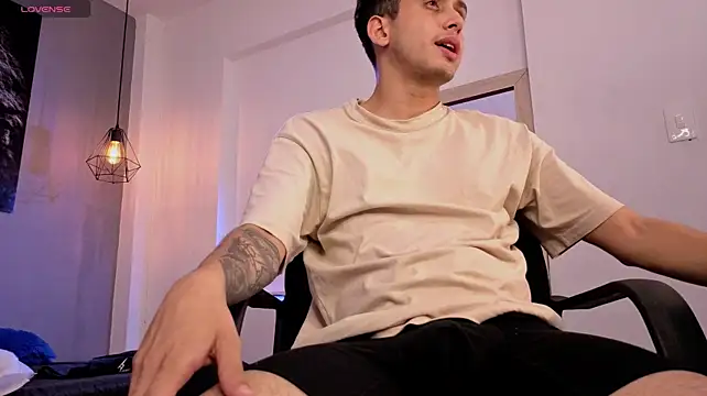 Zack_isback 라이브 XXX 채팅