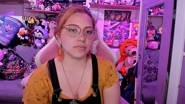Онлайн чат XXX soficammy