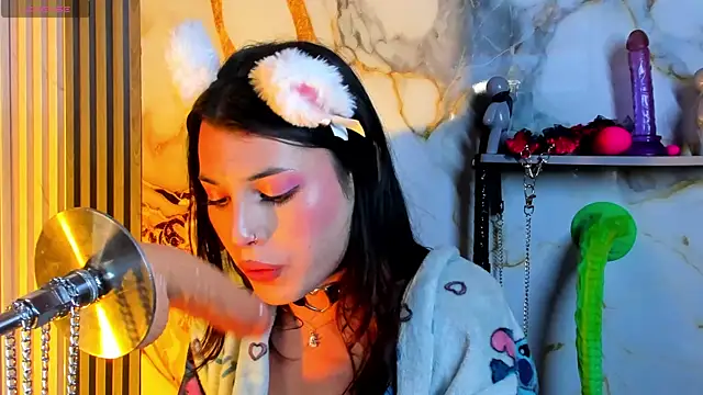 mlucreciasucker303av – webcam-show