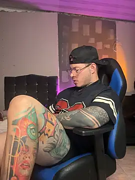 LuciusV Chat XXX in diretta