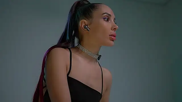 Mila_May_'s Live XXX Chat