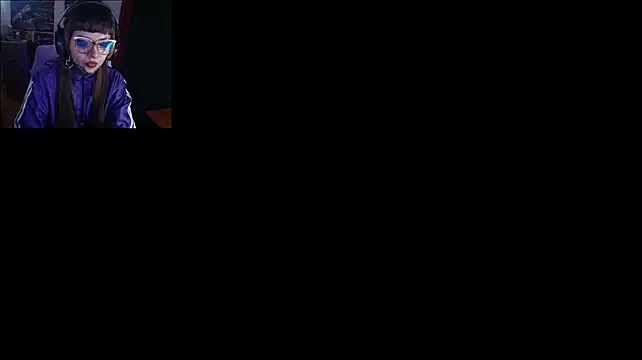 linda_mort Chat XXX live