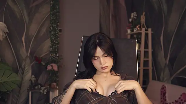 MonicaFarmer 即時 XXX 聊天